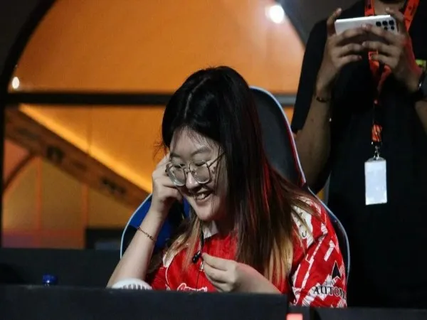 Cinny Midlaner Bigetron Era Sabet Gelar MVP Final MWI 2023