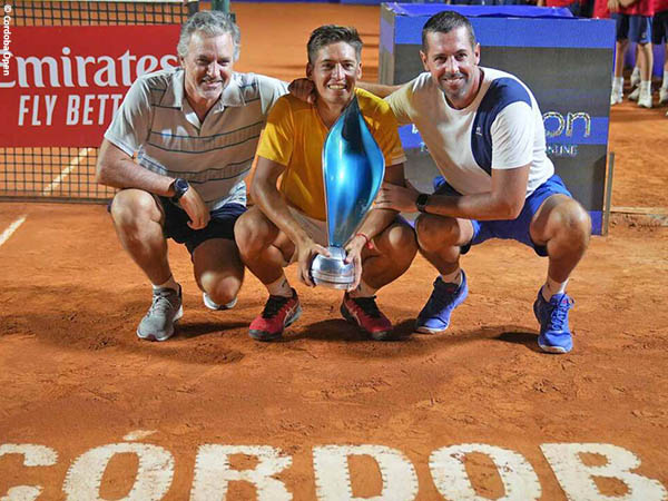 Sebastian Baez Angkat Trofi Kemenangan Di Cordoba Open