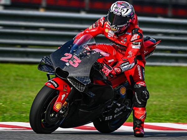 Bagnaia-Bastianini Sama-sama Keluhkan Ducati Desmosedici GP23
