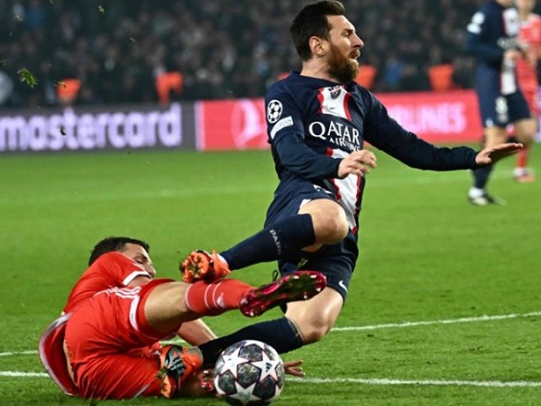 Terungkap! Ini Ucapan Kasar Neymar kepada Benjamin Pavard Usai Jegal Messi