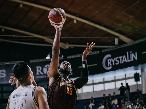 Bima Perkasa Tutup Seri Surabaya dengan Kalahkan Bumi Borneo