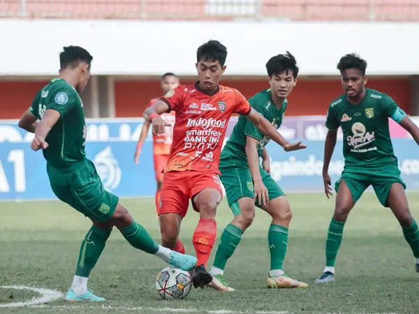 Gelandang muda Bali United, I Made Tito saat melakoni debutnya di Liga 1