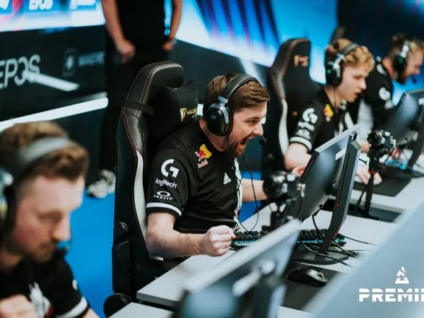 HooXi Dibandingkan dengan Salah Satu Pemain CS:GO Terbaik Sepanjang Masa