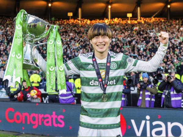 Celtic Juara, Bintang Asal Jepang Banjir Pujian