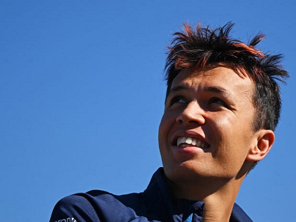 Alex Albon Terkejut dengan Perkembangan Mobil Williams di Bahrain