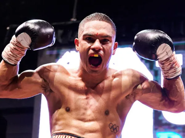 Alex Winwood berselisih lima pertarungan lagi untuk bisa memecahkan rekor Jeff Fenech (Sumber Foto: Perth Now)