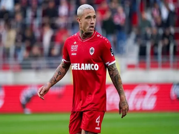 Radja Nainggolan: Saya Diperlakukan Layaknya Kotoran di Antwerp!