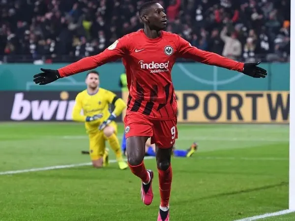 Ribery Sarankan Bayern Munich Boyong Randal Kolo Muani dari Frankfurt