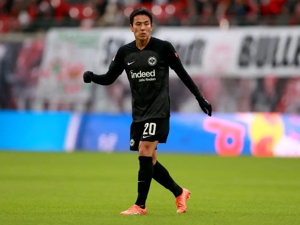Resmi: Makoto Hasebe Perpanjang Kontrak Bersama Eintracht Frankfurt