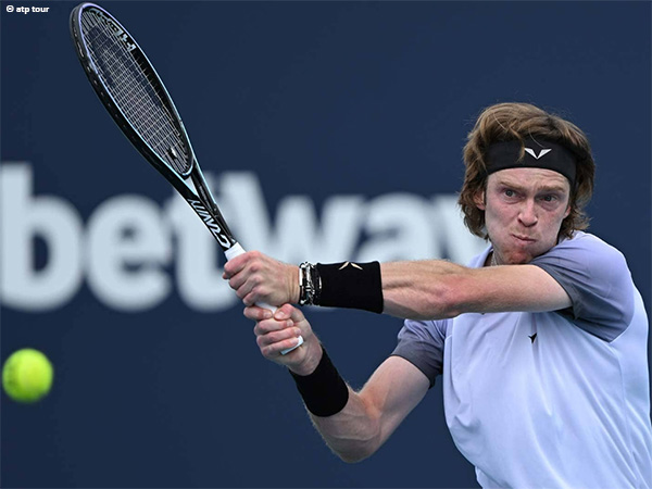 Kegigihan Antar Andrey Rublev Depak J. J. Wolf Dari Miami