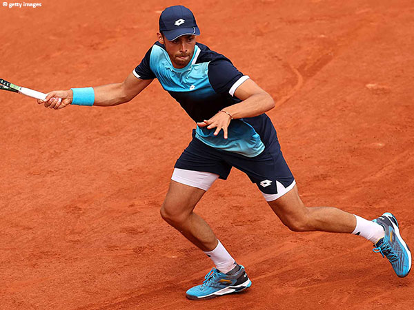 Hujan Dan Lawan Tak Sanggup Tahan Laju Benjamin Bonzi Di Marrakesh