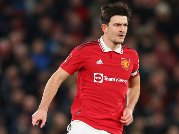 Harry Maguire: Trofi Piala Liga Saja Belum Cukup!