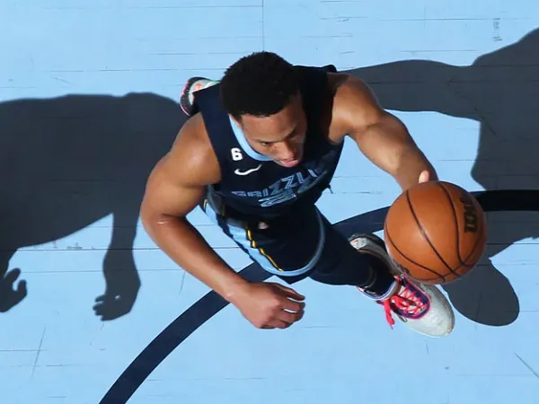 Desmond Bane Tantang Hachimura Ulangi Performa di Game 2