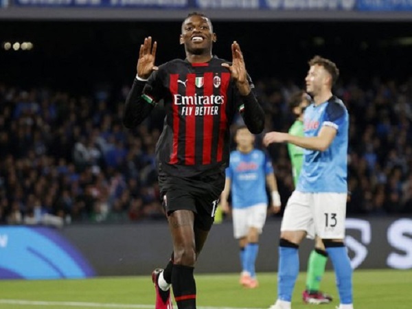 Napoli vs AC Milan Jadi Area Tempur Victor Osimhen dan Rafael Leao