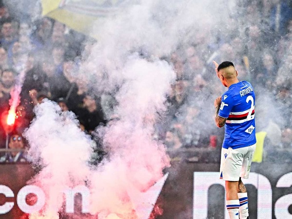 Sempat Dihentikan Karena Kerusuhan, Sampdoria vs Spezia Berakhir 1-1