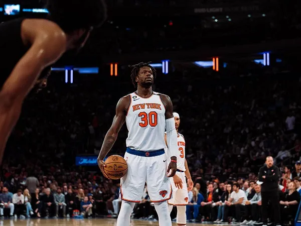 Tom Thibedau Beberkan Kondisi Randle Usai Kalahkan Cavs