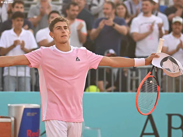 Matteo Arnaldi Selamat Dari Amukan Benoit Paire Di Madrid