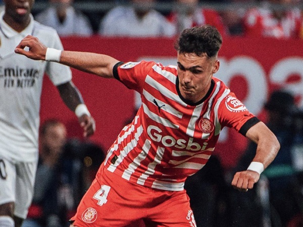 Atletico Madrid Telah Bernegosiasi Dengan Bek Kanan Target Barcelona