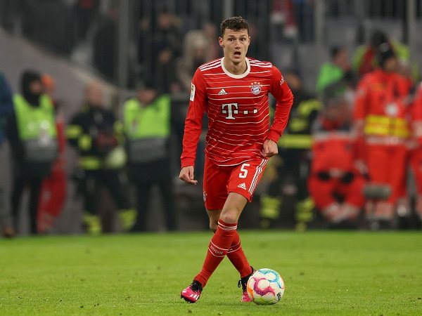 Benjamin Pavard: Saya Tidak Pernah Mengatakan Ingin Pergi