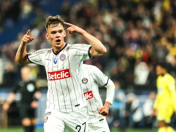 Dimiliki RedBird, Milan Bisa Mudah Dapatkan Thijs Dallinga Dari Toulouse