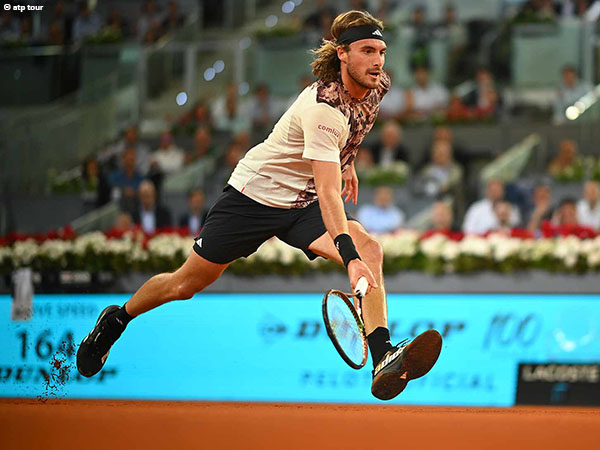 Stefanos Tsitsipas Loncati Rintangan Demi Perempatfinal Di Madrid