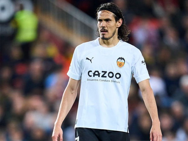 Edinson Cavani Susul Cristiano Ronaldo ke Arab Saudi