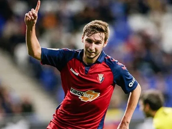 Salah satu pemain muda Osasuna, Jon Moncayola.