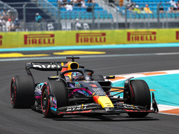 Mulai Balapan GP Miami di P9, Max Verstappen Rela Disalahkan