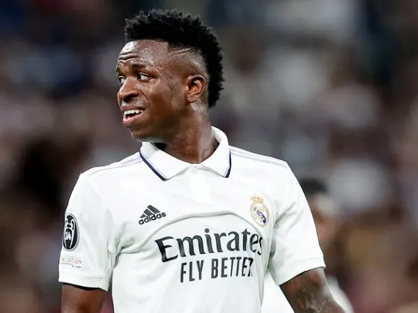Menurut Ancelotti, Vinicius Pemain Salah Satu Pemain Terbaik di Dunia