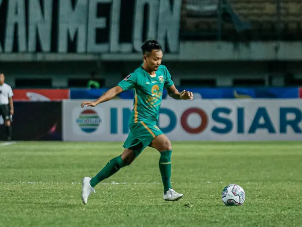 Gelandang Persebaya Surabaya, Muhammad Hidayat