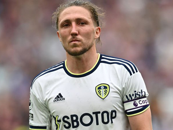 Luke Ayling: Fisik Pemain Leeds Sekarang Jadi Memble!
