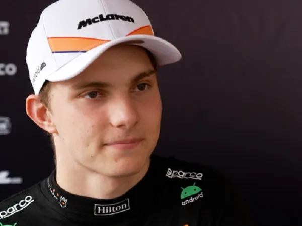 Oscar Piastri Jadikan Verstappen Acuan Mengemudi di Trek Basah
