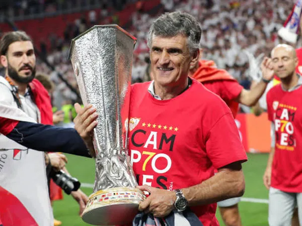 Sevilla Resmi Perpanjang Kontrak Jose Luis Mendilibar