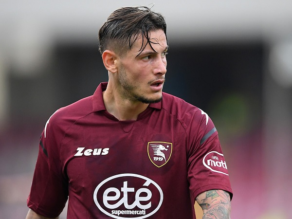 Milan dan Juve Bersaing Dapatkan Tanda Tangan Pasquale Mazzocchi