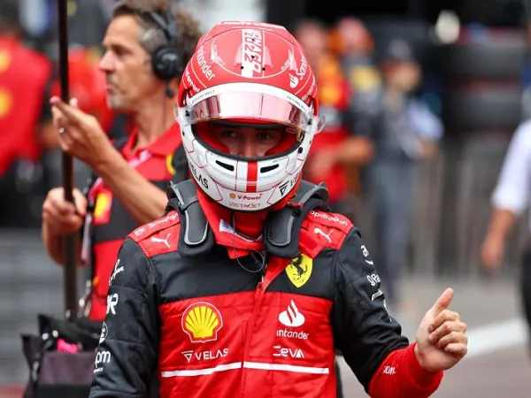 Bantu Korban Banjir, Helm Charles Leclerc Laku Seharga Rp 4.9 Milliar