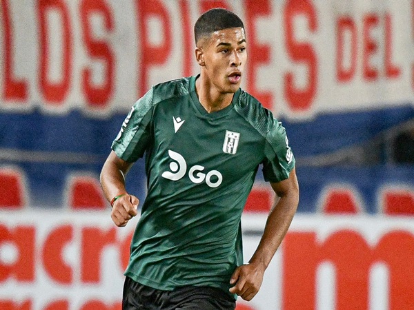 Dianggap Bermanfaat, Atletico Madrid Tak Akan Pinjamkan Mourino