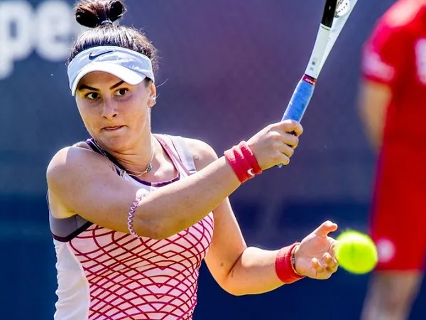 Turun Di 's-Hertogenbosch, Bianca Andreescu Segel Kemenangan Pembuka