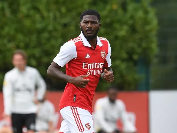 Ainsley Maitland-Niles akan meninggalkan Arsenal