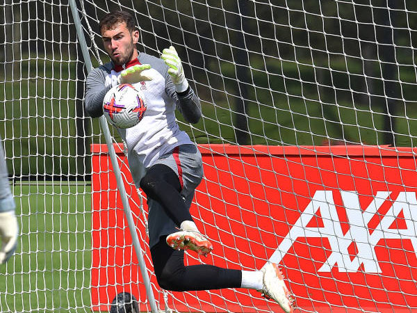 Perlu Pengalaman Bermain, Liverpool 'Sekolahkan' Harvey Davies