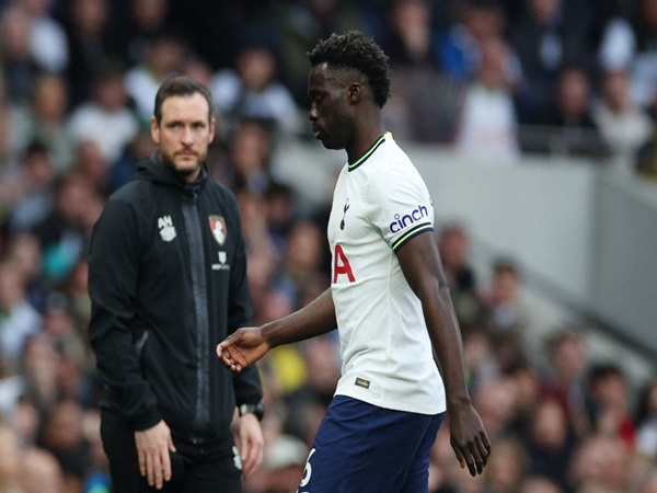 Terpinggirkan, Davinson Sanchez Putuskan Hengkang Dari Tottenham
