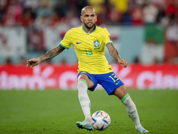Dani Alves Hadapi Hukuman 12 Tahun Penjara Atas Tuduhan Pelecehan Seksual