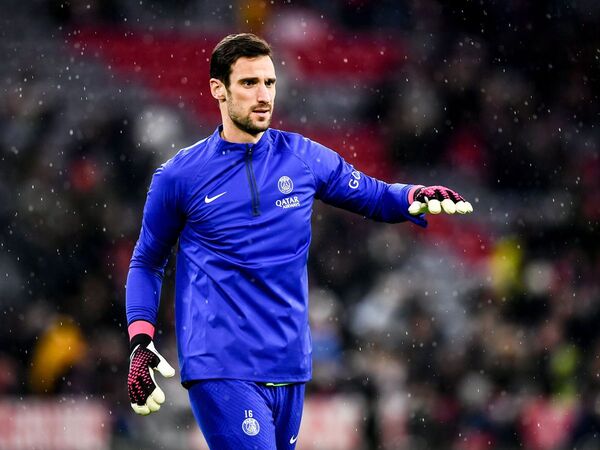 Sergio Rico Akhirnya Sadar Setelah Hampir 1 Bulan Alami Koma