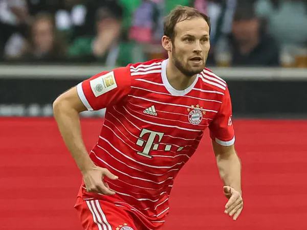 Bek Bayern Munich, Daley Blind.