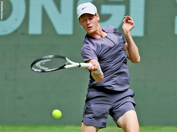 Jannik Sinner Tak Biarkan Richard Gasquet Bertahan Di Halle
