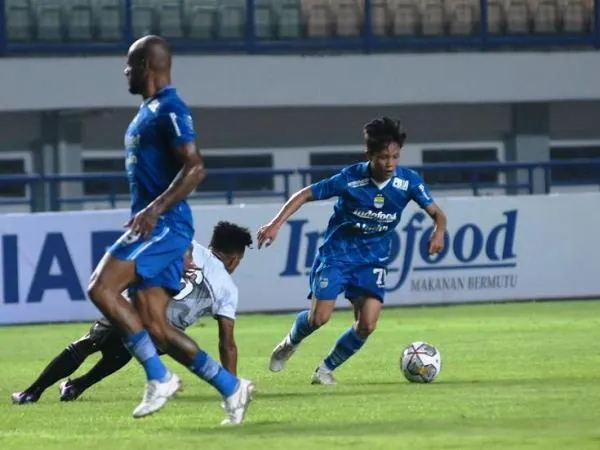 Winger Persib, Arsan Makarin