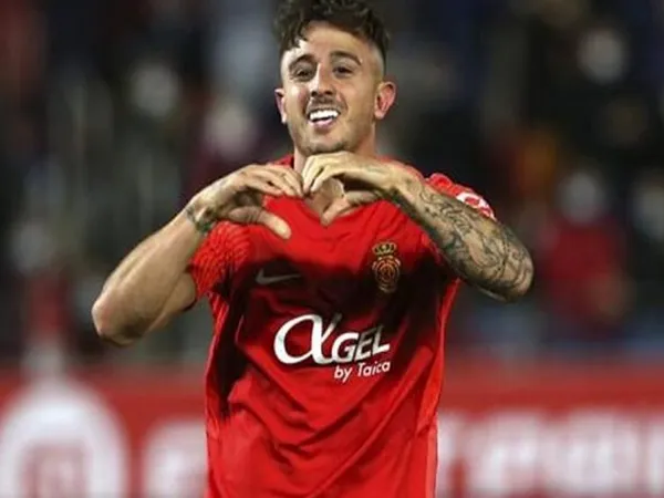 Defender incaran Atletico Madrid