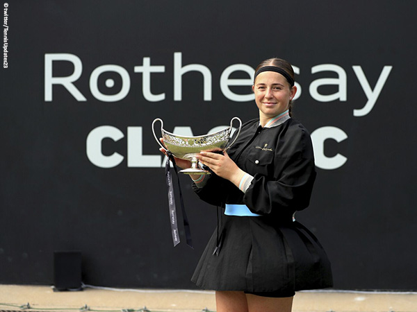 Jelena Ostapenko Bawa Pulang Gelar Birmingham Classic