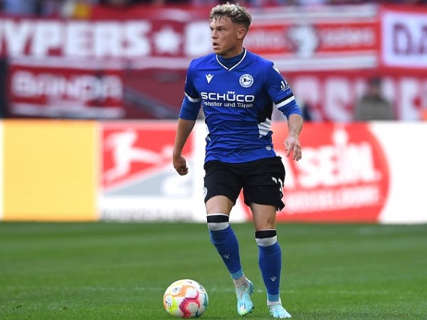 Resmi: Borussia Monchengladbach Datangkan Robin Hack dari Arminia Bielefeld