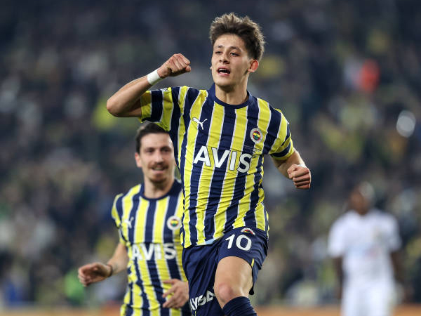 Ceccarini: Arda Guler dan Lazar Samardzic Target Utama AC Milan