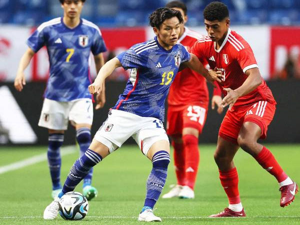 Diinginkan Al-Ittihad, Reo Hatate Takkan Tinggalkan Celtic